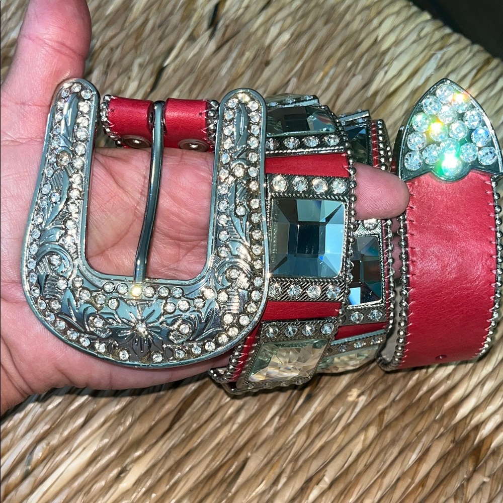 Red rhinestone bling, vintage western belt with silver accents, and buckle Sm-31